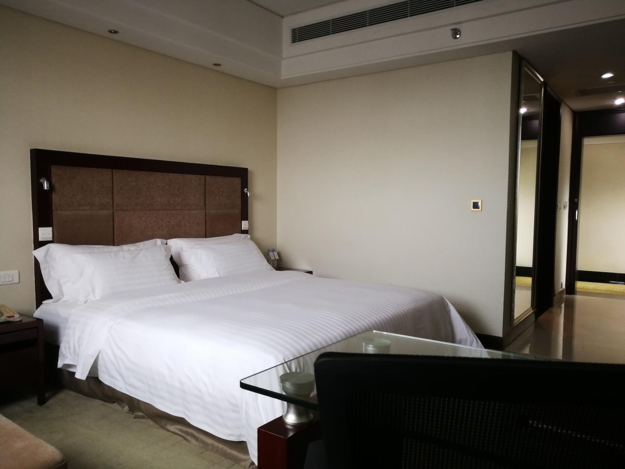 Daysun International Hotel Guangzhou Exterior photo